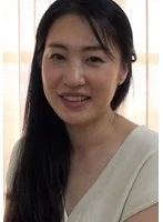 H084G-001 -  Despite her pure appearance, this sexually curious and naughty fifty-year-old MILF finally has her first AV sex!