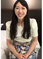 M561G-004 -  A young wife with beautiful legs, a large injection of a wide open leg with a reward and an electric massage machine! ? I can't stop gasping! !