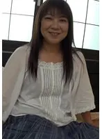 M722G-011 -  An ordinary wife who works part-time as a cashier at a supermarket... A close couple appears in an AV with her husband's consent!