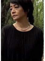 M821G-008 -  Widow! Perverted outdoor creampie sex with a sexually-driven mature woman!