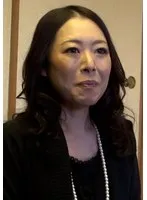 M867G-008 -  I found a mother and daughter on the street and asked them to come to an inn for an overnight interview... The mature woman suppresses her voice and indulges in pleasure next to her daughter for some lewd sex