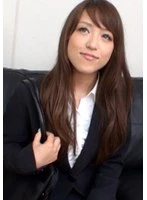 M909G-010 -  A job-hunting student who looks like she's wearing a recruitment suit. At night, she works part-time as a hostess and ends up in a 3P creampie orgy with a beautiful woman with beautiful legs!