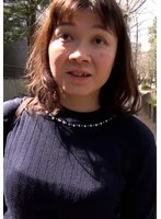 M921G-011 -  Divorced MILF's lewd sex with no strings attached! She loves sex, but her husband is on a business trip overseas, so she appears in an adult video to find a partner.