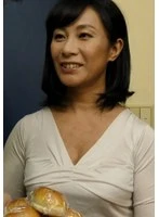 M952G-009 -  The wife next door has a neat and clean appearance. My erect cock ignites the sexual desire of this frustrated mature woman with a plump ass!