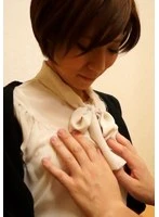 M955G-009 -  There are wives like this too!? A beautiful, neat-looking wife with short hair is sexually frustrated and commits adultery, becoming a horny slut and squirting a huge amount from between her legs!