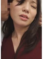 M989B-003 -  A secret affair in a hotel with a super sensitive wife! A masochistic girl with thick petals