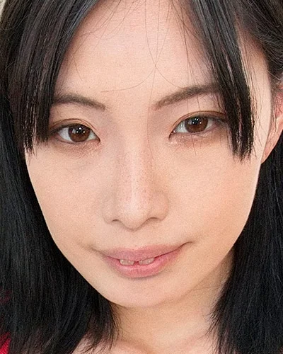 Mariko Koizumi