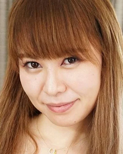 Momoyama Sayaka